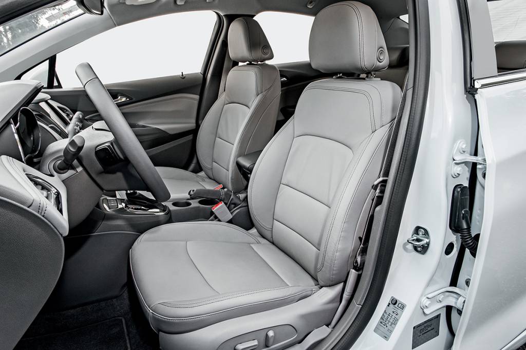 577d3bf30e216345751d81faqr-683-cruze-10-tif.jpeg Chevrolet Cruze LTZ