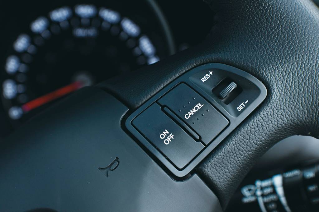 Piloto automático pode aumentar riscos de acidentes, revela estudo