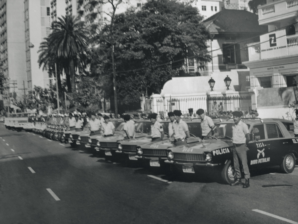 Viaturas policiais - Corcel