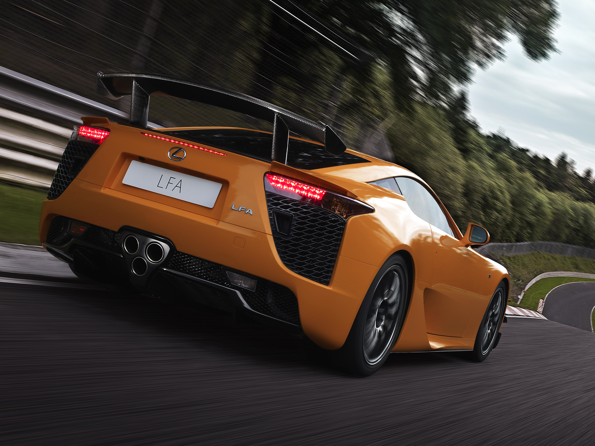 Lexus LFA N&uuml;rburgring Performance Package