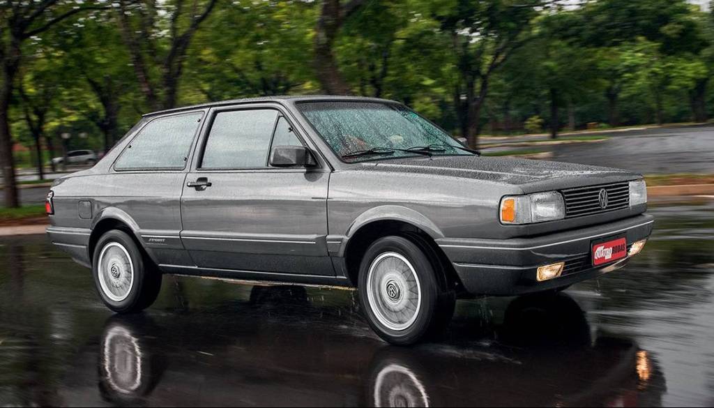 VW Voyage Sport foi quase um Gol GTS sedã e tem beleza atemporal