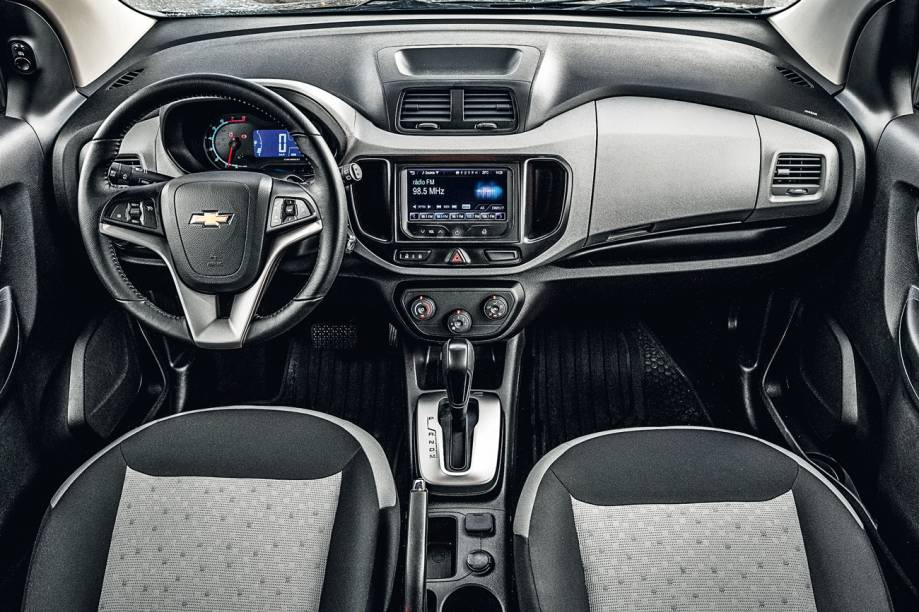 Esque&ccedil;a o novo MyLink com Android Auto e Apple Carplay: a Spin continua com o de primeira gera&ccedil;&atilde;o, pouco interativo