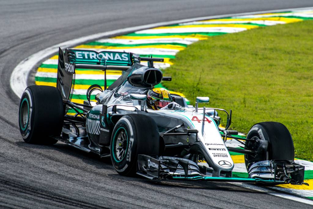 GP Brasil de F-1: Mercedes domina e Massa anda bem em treino marcado por piadas de Alonso