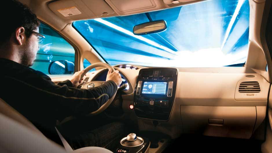Nissan Leaf | <a href="https://beta-develop.quatrorodas.abril.com.br/salao-do-automovel/2012/carros/leaf-703954.shtml" rel="migration">Leia mais</a> Nissan Leaf | <a href="https://beta-develop.quatrorodas.abril.com.br/salao-do-automovel/2012/carros/leaf-703954.shtml" rel="migration">Leia mais</a>