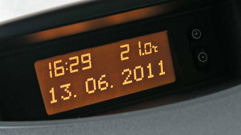 No console: data, hora e temperatura No console: data, hora e temperatura