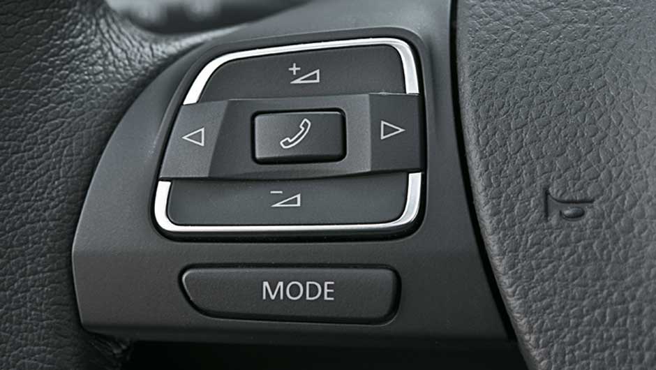 Volante multifuncional &eacute; opcional