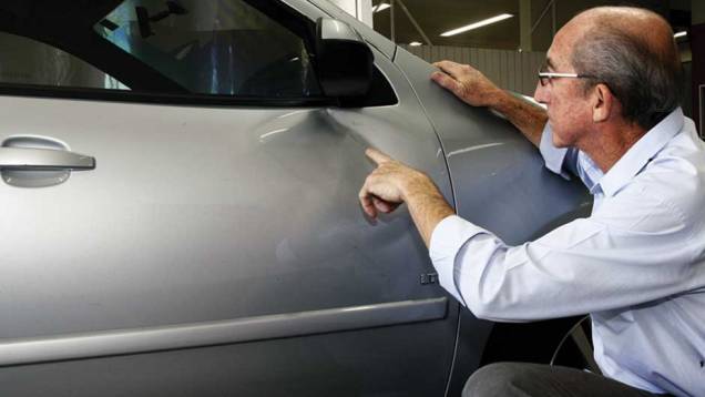 ...e a batida na porta dianteira | <a href="https://beta-develop.quatrorodas.abril.com.br/blogs/longaduracao/2011/09/10/chevrolet-agile/" rel="migration">Leia mais</a> ...e a batida na porta dianteira | <a href="https://beta-develop.quatrorodas.abril.com.br/blogs/longaduracao/2011/09/10/chevrolet-agile/" rel="migration">Leia mais</a>
