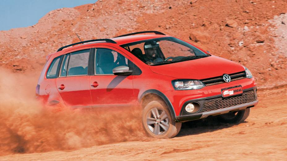 Mais esportiva, a VW tem pneus de perfil baixo Mais esportiva, a VW tem pneus de perfil baixo