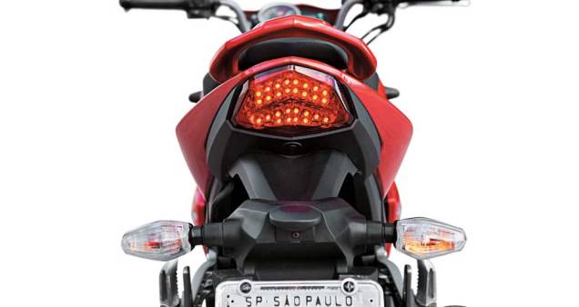 Diodos também na Next, em estilo pontilhado | <a href="https://beta-develop.quatrorodas.abril.com.br/moto/testes/dafra-next-250-x-honda-cb-300r-x-kasinski-comet-gt-250-x-yamaha-fazer-250-693582.shtml" rel="migration">Leia mais</a> Diodos também na Next, em estilo pontilhado | <a href="https://beta-develop.quatrorodas.abril.com.br/moto/testes/dafra-next-250-x-honda-cb-300r-x-kasinski-comet-gt-250-x-yamaha-fazer-250-693582.shtml" rel="migration">Leia mais</a>