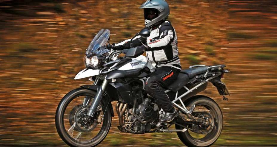 Big trail é ponta de lança do desembarque inglês | <a href="https://beta-develop.quatrorodas.abril.com.br/moto/testes/triumph-tiger-800-xc-695513.shtml" rel="migration">Leia mais</a> Big trail é ponta de lança do desembarque inglês | <a href="https://beta-develop.quatrorodas.abril.com.br/moto/testes/triumph-tiger-800-xc-695513.shtml" rel="migration">Leia mais</a>