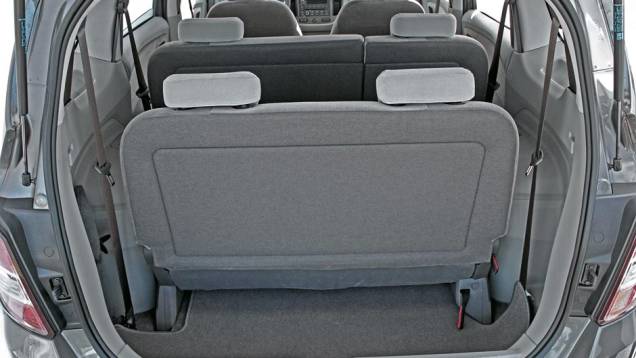 O Flex7 da Zafira era mais inteligente... | <a href="https://beta-develop.quatrorodas.abril.com.br/carros/comparativos/chevrolet-spin-x-nissan-grand-livina-700392.shtml" rel="migration">Leia o comparativo</a> - <a href="https://beta-develop.quatrorodas.abril.com.br/galerias/nissan/grand-livina-ed-08-" rel="migration"></a> O Flex7 da Zafira era mais inteligente... | <a href="https://beta-develop.quatrorodas.abril.com.br/carros/comparativos/chevrolet-spin-x-nissan-grand-livina-700392.shtml" rel="migration">Leia o comparativo</a> - <a href="https://beta-develop.quatrorodas.abril.com.br/galerias/nissan/grand-livina-ed-08-" rel="migration"></a>
