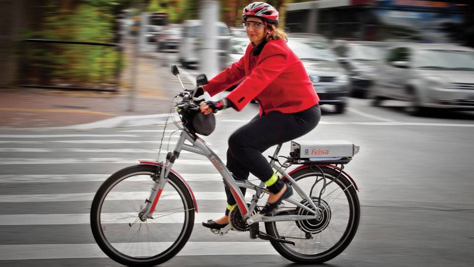 Ciclistas e pedestres são melhores cidadãos que os motoristas, diz estudo