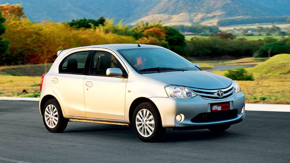 Pacote XLS inclui rodas de liga, aerofólio e faróis de neblina | <a href="https://beta-develop.quatrorodas.abril.com.br/carros/testes/toyota-etios-714860.shtml" rel="migration">Leia mais</a> Pacote XLS inclui rodas de liga, aerofólio e faróis de neblina | <a href="https://beta-develop.quatrorodas.abril.com.br/carros/testes/toyota-etios-714860.shtml" rel="migration">Leia mais</a>