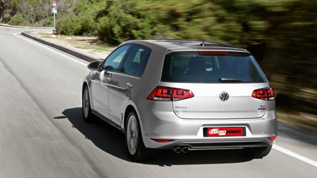 Maior mudança visual está nas lanternas | <a href="https://beta-develop.quatrorodas.abril.com.br/carros/lancamentos/volkswagen-golf-vii-749855.shtml" rel="migration">Saiba mais sobre o novo Golf no Brasil</a> | <a href="https://beta-develop.quatrorodas.abril.com.br/carros/impressoes/volksw" rel="migration"></a> Maior mudança visual está nas lanternas | <a href="https://beta-develop.quatrorodas.abril.com.br/carros/lancamentos/volkswagen-golf-vii-749855.shtml" rel="migration">Saiba mais sobre o novo Golf no Brasil</a> | <a href="https://beta-develop.quatrorodas.abril.com.br/carros/impressoes/volksw" rel="migration"></a>