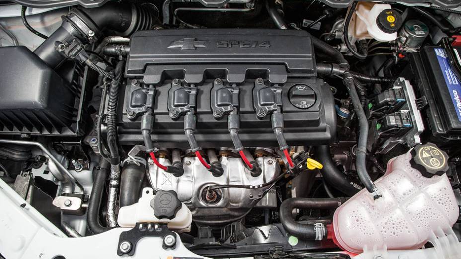 Motor 1.4 SPE/4 é mais potente que o Econo.Flex | <a href="https://beta-develop.quatrorodas.abril.com.br/carros/testes/chevrolet-onix-725300.shtml" rel="migration">Leia mais</a>