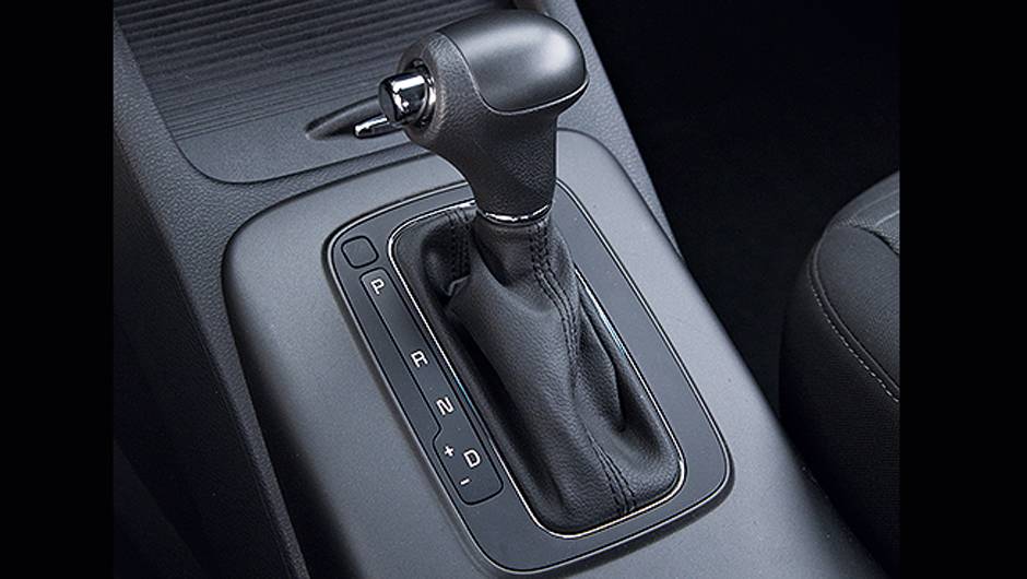 Caixa automática devem ser de série | <a href="https://beta-develop.quatrorodas.abril.com.br/carros/testes/kia-cerato-732756.shtml" rel="migration">Leia mais</a>