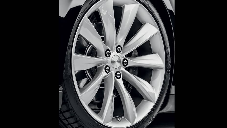 <a href="https://beta-develop.quatrorodas.abril.com.br/carros/impressoes/tesla-model-s-733082.shtml" rel="migration">Leia mais</a> <a href="https://beta-develop.quatrorodas.abril.com.br/carros/impressoes/tesla-model-s-733082.shtml" rel="migration">Leia mais</a>