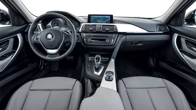 GPS lê a estrada à frente para ajudar a carregar a bateria | <a href="https://beta-develop.quatrorodas.abril.com.br/carros/impressoes/bmw-activehybrid3-736194.shtml" rel="migration">Leia mais</a> GPS lê a estrada à frente para ajudar a carregar a bateria | <a href="https://beta-develop.quatrorodas.abril.com.br/carros/impressoes/bmw-activehybrid3-736194.shtml" rel="migration">Leia mais</a>