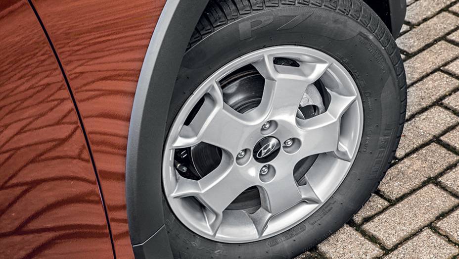 Novas rodas de liga aro 15 são exclusivas | <a href="https://beta-develop.quatrorodas.abril.com.br/carros/impressoes/hyundai-hb20x-735902.shtml" rel="migration">Leia mais</a> Novas rodas de liga aro 15 são exclusivas | <a href="https://beta-develop.quatrorodas.abril.com.br/carros/impressoes/hyundai-hb20x-735902.shtml" rel="migration">Leia mais</a>