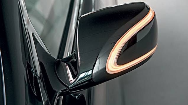 O ar de modernidade é reforçado pela aplicação de leds na cabine, nos retrovisores... | <a href="https://beta-develop.quatrorodas.abril.com.br/carros/testes/kia-quoris-735960.shtml" rel="migration">Leia mais</a> O ar de modernidade é reforçado pela aplicação de leds na cabine, nos retrovisores... | <a href="https://beta-develop.quatrorodas.abril.com.br/carros/testes/kia-quoris-735960.shtml" rel="migration">Leia mais</a>