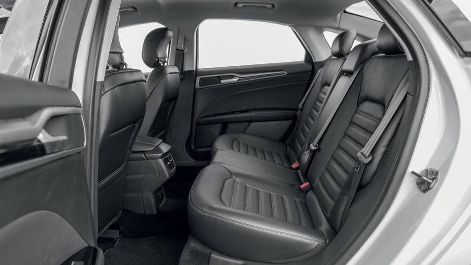 Atrés, cintos de três pontos para todos | <a href="https://beta-develop.quatrorodas.abril.com.br/carros/testes/ford-fusion-2-5-flex-736957.shtml" rel="migration">Leia mais</a> Atrés, cintos de três pontos para todos | <a href="https://beta-develop.quatrorodas.abril.com.br/carros/testes/ford-fusion-2-5-flex-736957.shtml" rel="migration">Leia mais</a>