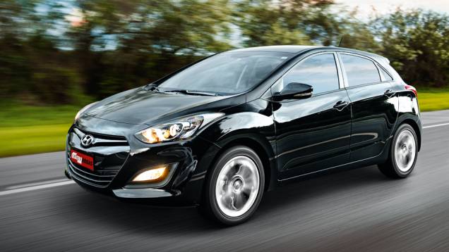 Grade trapezoidal, faróis alongados: i30 tem a nova cara da Hyundai | <a href="https://beta-develop.quatrorodas.abril.com.br/carros/testes/hyundai-i30-1-6-16v-flex-738228.shtml" rel="migration">Leia mais</a> Grade trapezoidal, faróis alongados: i30 tem a nova cara da Hyundai | <a href="https://beta-develop.quatrorodas.abril.com.br/carros/testes/hyundai-i30-1-6-16v-flex-738228.shtml" rel="migration">Leia mais</a>