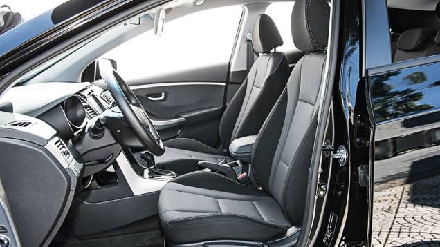 A dianteira do i30 melhorou em espaço para as pernas | <a href="https://beta-develop.quatrorodas.abril.com.br/carros/testes/hyundai-i30-1-6-16v-flex-738228.shtml" rel="migration">Leia mais</a> A dianteira do i30 melhorou em espaço para as pernas | <a href="https://beta-develop.quatrorodas.abril.com.br/carros/testes/hyundai-i30-1-6-16v-flex-738228.shtml" rel="migration">Leia mais</a>