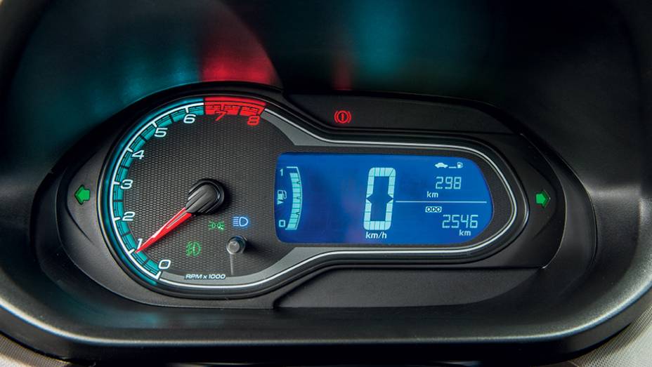 Painel mescla instrumentos analógico e digitais | <a href="https://beta-develop.quatrorodas.abril.com.br/carros/testes/chevrolet-prisma-ltz-1-4-737233.shtml" rel="migration">Leia mais</a> Painel mescla instrumentos analógico e digitais | <a href="https://beta-develop.quatrorodas.abril.com.br/carros/testes/chevrolet-prisma-ltz-1-4-737233.shtml" rel="migration">Leia mais</a>