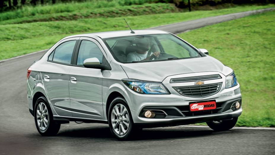 Firme e suave, suspens&atilde;o tem boa calibra&ccedil;&atilde;o | <a href="https://beta-develop.quatrorodas.abril.com.br/carros/testes/chevrolet-prisma-ltz-1-4-737233.shtml" rel="migration">Leia mais</a>