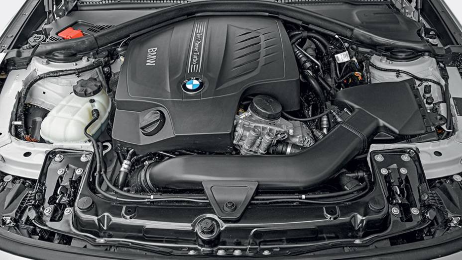 Seis-em-linha de 306 cv | <a href="https://beta-develop.quatrorodas.abril.com.br/carros/impressoes/bmw-335i-gt-740953.shtml" rel="migration">Leia mais</a> Seis-em-linha de 306 cv | <a href="https://beta-develop.quatrorodas.abril.com.br/carros/impressoes/bmw-335i-gt-740953.shtml" rel="migration">Leia mais</a>