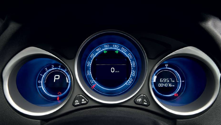 Tamb&eacute;m &eacute; poss&iacute;vel configurar o som emitido quando as setas s&atilde;o acionadas | <a href="https://beta-develop.quatrorodas.abril.com.br/carros/testes/citroen-ds4-740640.shtml" rel="migration">Leia mais</a>