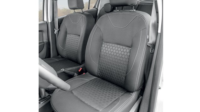 Sem alteração de entre-eixos, espaço continua igual | <a href="https://beta-develop.quatrorodas.abril.com.br/carros/impressoes/dacia-sandero-740710.shtml" rel="migration">Leia mais</a> Sem alteração de entre-eixos, espaço continua igual | <a href="https://beta-develop.quatrorodas.abril.com.br/carros/impressoes/dacia-sandero-740710.shtml" rel="migration">Leia mais</a>