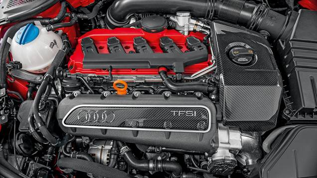 Cinco-cilindros turbo: fibra de carbono e 340 cv | <a href="https://beta-develop.quatrorodas.abril.com.br/carros/impressoes/audi-tt-rs-743371.shtml" rel="migration">Leia mais</a> Cinco-cilindros turbo: fibra de carbono e 340 cv | <a href="https://beta-develop.quatrorodas.abril.com.br/carros/impressoes/audi-tt-rs-743371.shtml" rel="migration">Leia mais</a>