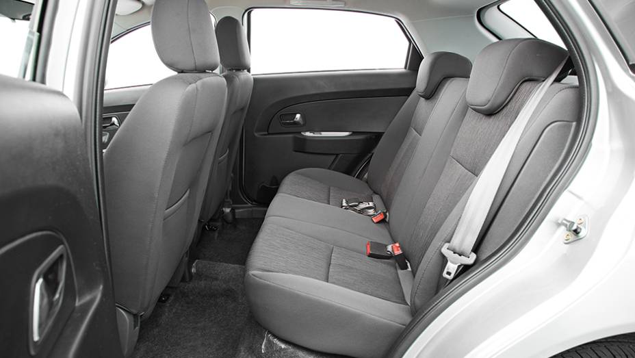 ... e com pouco suporte lateral | <a href="https://beta-develop.quatrorodas.abril.com.br/carros/comparativos/jac-j3-1-5-s-x-chery-celer-1-5-744920.shtml" rel="migration">Leia mais</a>