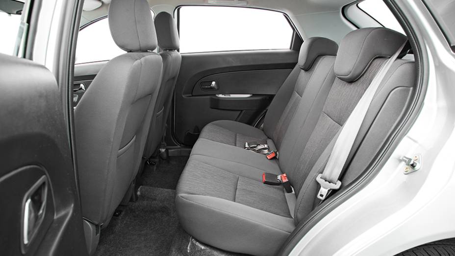 ... e com pouco suporte lateral | <a href="https://beta-develop.quatrorodas.abril.com.br/carros/comparativos/jac-j3-1-5-s-x-chery-celer-1-5-744920.shtml" rel="migration">Leia mais</a> ... e com pouco suporte lateral | <a href="https://beta-develop.quatrorodas.abril.com.br/carros/comparativos/jac-j3-1-5-s-x-chery-celer-1-5-744920.shtml" rel="migration">Leia mais</a>