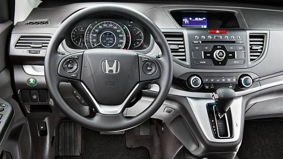 Mais tecnol&oacute;gico, CR-V ajuda o motorista a economizar | <a href="https://beta-develop.quatrorodas.abril.com.br/carros/comparativos/honda-cr-v-x-hyundai-ix35-744731.shtml" rel="migration">Leia mais</a>