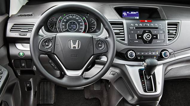 Mais tecnológico, CR-V ajuda o motorista a economizar | <a href="https://beta-develop.quatrorodas.abril.com.br/carros/comparativos/honda-cr-v-x-hyundai-ix35-744731.shtml" rel="migration">Leia mais</a> Mais tecnológico, CR-V ajuda o motorista a economizar | <a href="https://beta-develop.quatrorodas.abril.com.br/carros/comparativos/honda-cr-v-x-hyundai-ix35-744731.shtml" rel="migration">Leia mais</a>