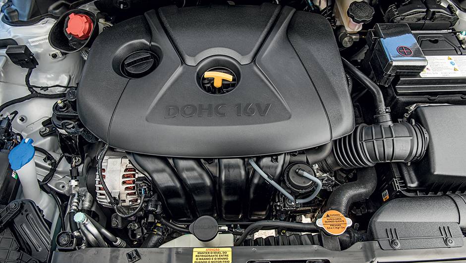 Motor 2.0 fez do Elantra o mais rápido do segmento | <a href="https://beta-develop.quatrorodas.abril.com.br/carros/lancamentos/hyundai-elantra-2-0-flex-742637.shtml" rel="migration">Leia mais</a> Motor 2.0 fez do Elantra o mais rápido do segmento | <a href="https://beta-develop.quatrorodas.abril.com.br/carros/lancamentos/hyundai-elantra-2-0-flex-742637.shtml" rel="migration">Leia mais</a>
