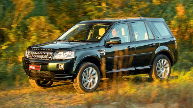 Faróis com leds estão entre as novidades na linha | <a href="https://beta-develop.quatrorodas.abril.com.br/carros/lancamentos/land-rover-freelander-2-743455.shtml" rel="migration">Leia mais</a> Faróis com leds estão entre as novidades na linha | <a href="https://beta-develop.quatrorodas.abril.com.br/carros/lancamentos/land-rover-freelander-2-743455.shtml" rel="migration">Leia mais</a>