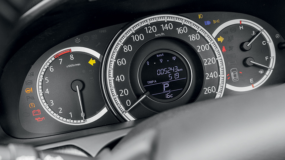 | <a href="https://beta-develop.quatrorodas.abril.com.br/carros/testes/honda-accord-748896.shtml" rel="migration">Leia mais</a>