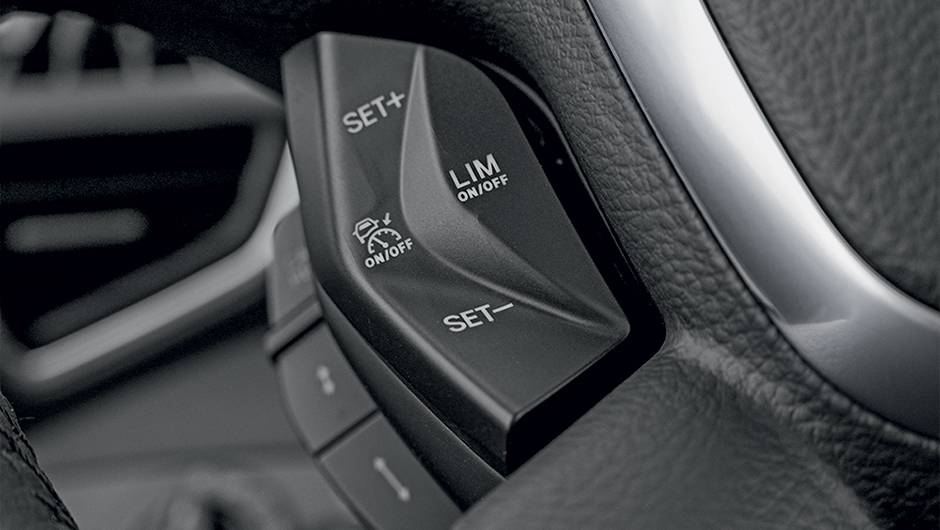 Piloto automático funciona com câmbio manual?