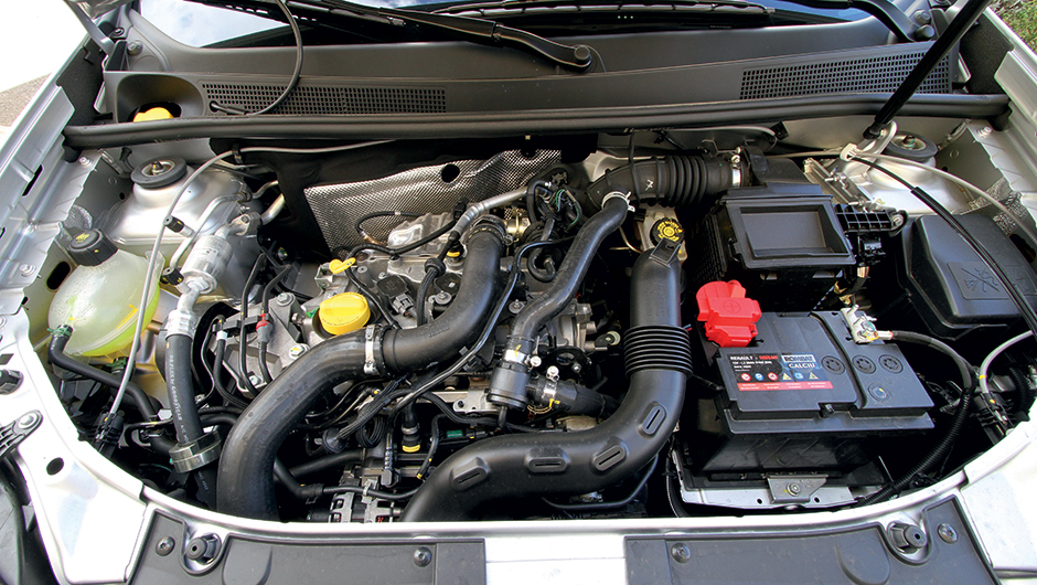 Motor 0.9 turbo exclusivo da Europa | <a href="https://beta-develop.quatrorodas.abril.com.br/carros/impressoes/dacia-logan-749339.shtml" rel="migration">Leia mais</a>