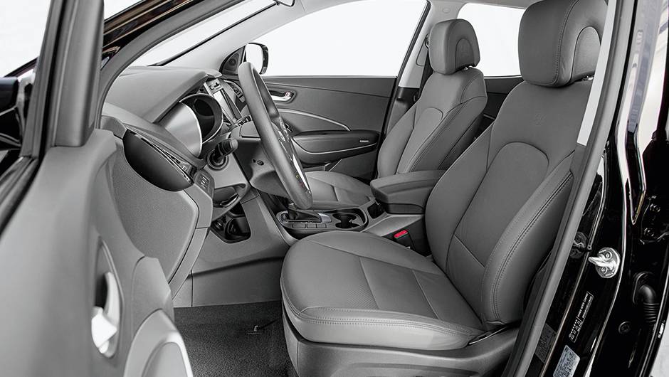 Assim como na dianteira,... | <a href="https://beta-develop.quatrorodas.abril.com.br/carros/testes/hyundai-santa-fe-3-3-749761.shtml" rel="migration">Leia mais</a> Assim como na dianteira,... | <a href="https://beta-develop.quatrorodas.abril.com.br/carros/testes/hyundai-santa-fe-3-3-749761.shtml" rel="migration">Leia mais</a>