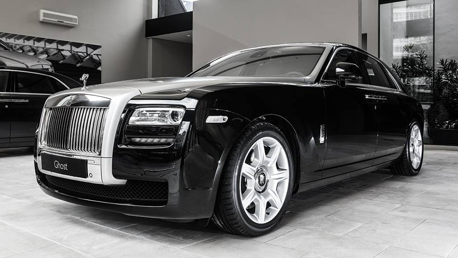 Rolls-Royce Ghost | <a href="https://beta-develop.quatrorodas.abril.com.br/reportagens/geral/show-milhoes-754360.shtml" rel="migration">Leia mais</a> Rolls-Royce Ghost | <a href="https://beta-develop.quatrorodas.abril.com.br/reportagens/geral/show-milhoes-754360.shtml" rel="migration">Leia mais</a>
