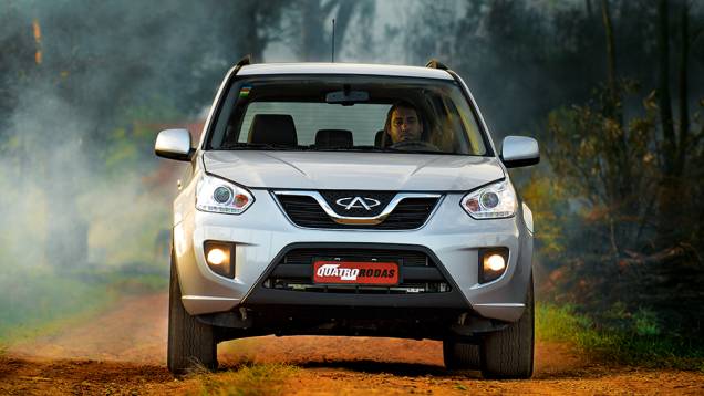 Tiggo passou por sua primeira reestilização | <a href="https://beta-develop.quatrorodas.abril.com.br/carros/comparativos/lifan-x60-x-chery-tiggo-756386.shtml" rel="migration">Leia mais</a> Tiggo passou por sua primeira reestilização | <a href="https://beta-develop.quatrorodas.abril.com.br/carros/comparativos/lifan-x60-x-chery-tiggo-756386.shtml" rel="migration">Leia mais</a>