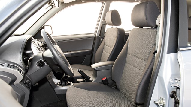 Acabamento é comparável com o de carros de entrada | <a href="https://beta-develop.quatrorodas.abril.com.br/carros/comparativos/lifan-x60-x-chery-tiggo-756386.shtml" rel="migration">Leia mais</a> Acabamento é comparável com o de carros de entrada | <a href="https://beta-develop.quatrorodas.abril.com.br/carros/comparativos/lifan-x60-x-chery-tiggo-756386.shtml" rel="migration">Leia mais</a>
