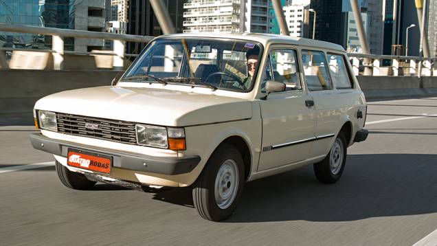 Baseada no Fiat 147, a perua foi desenvolvida no Brasil | <a href="https://beta-develop.quatrorodas.abril.com.br/carros/classicos-brasileiros/fiat-panorama-756366.shtml" rel="migration">Leia mais</a> Baseada no Fiat 147, a perua foi desenvolvida no Brasil | <a href="https://beta-develop.quatrorodas.abril.com.br/carros/classicos-brasileiros/fiat-panorama-756366.shtml" rel="migration">Leia mais</a>
