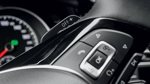 | <a href="https://beta-develop.quatrorodas.abril.com.br/carros/testes/volkswagen-golf-highline-1-4-tsi-755814.shtml" rel="migration">Leia mais</a> | <a href="https://beta-develop.quatrorodas.abril.com.br/carros/testes/volkswagen-golf-highline-1-4-tsi-755814.shtml" rel="migration">Leia mais</a>