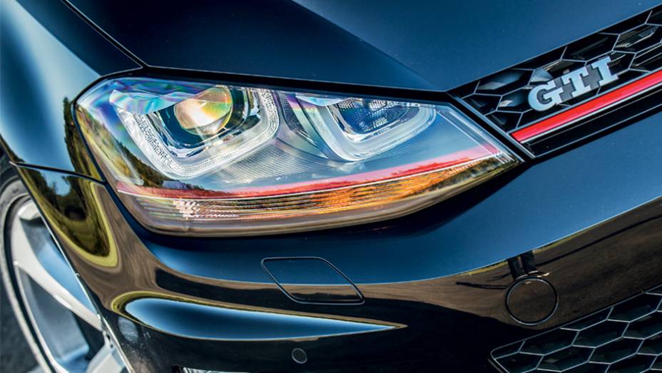 Assinatura GTI na grade colmeia | <a href="https://beta-develop.quatrorodas.abril.com.br/carros/testes/volkswagen-golf-highline-1-4-tsi-755814.shtml" rel="migration">Leia mais</a> Assinatura GTI na grade colmeia | <a href="https://beta-develop.quatrorodas.abril.com.br/carros/testes/volkswagen-golf-highline-1-4-tsi-755814.shtml" rel="migration">Leia mais</a>