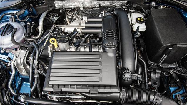 Motor tem preparação mais forte, com 140 cv | <a href="https://beta-develop.quatrorodas.abril.com.br/carros/comparativos/audi-a3-x-vw-golf-757579.shtml" rel="migration">Leia mais</a> Motor tem preparação mais forte, com 140 cv | <a href="https://beta-develop.quatrorodas.abril.com.br/carros/comparativos/audi-a3-x-vw-golf-757579.shtml" rel="migration">Leia mais</a>
